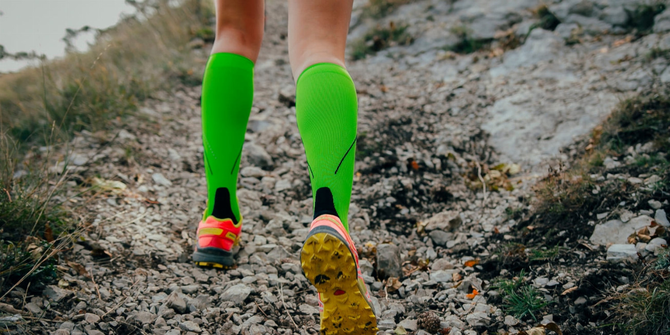 Blasenfrei durchs Gelände: Die perfekten Laufsocken finden